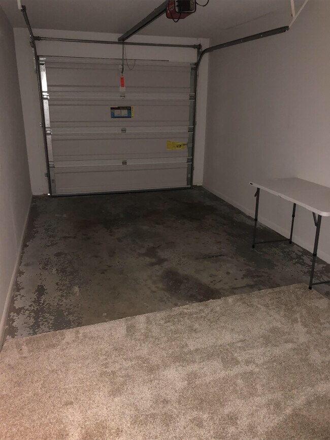 2906 Eriksen Ct, Virginia Beach, VA 23451 Townhome Rentals in