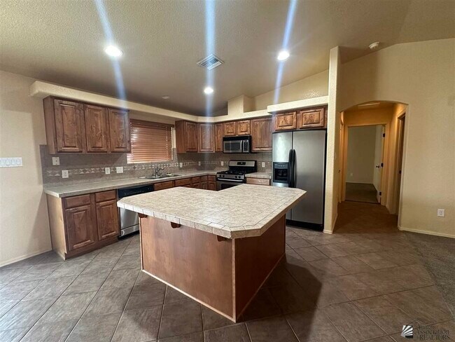 Building Photo - 11766 E Omega Ln
