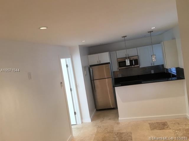 Foto del edificio - 901 SE 2nd Ct