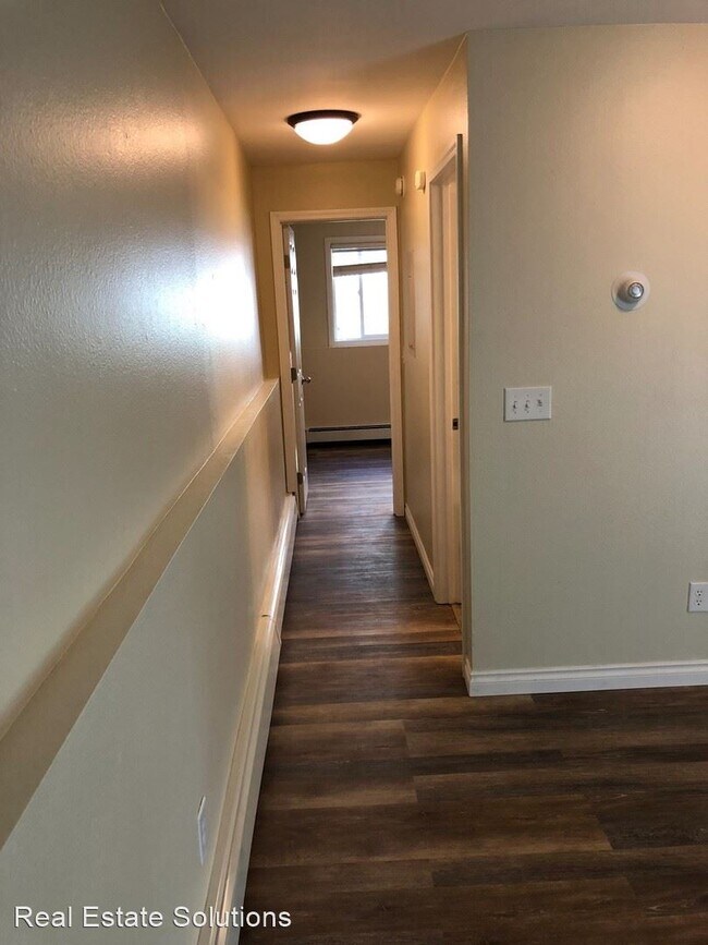Building Photo - 1 br, 1 bath House - 7085 Weimer Road #6