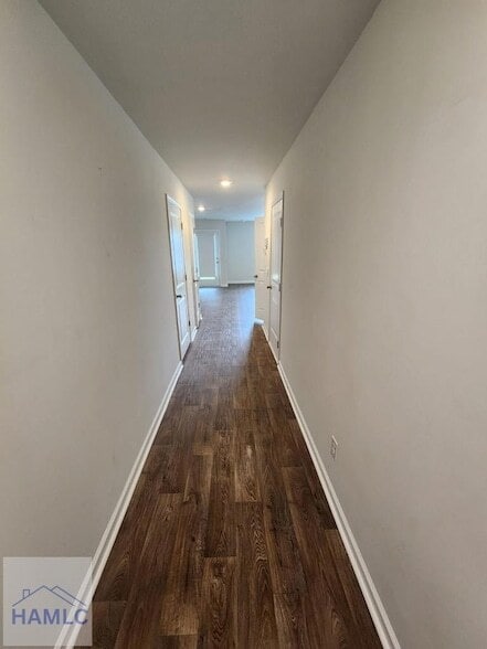 Foto del edificio - 214 Coneflower Rd