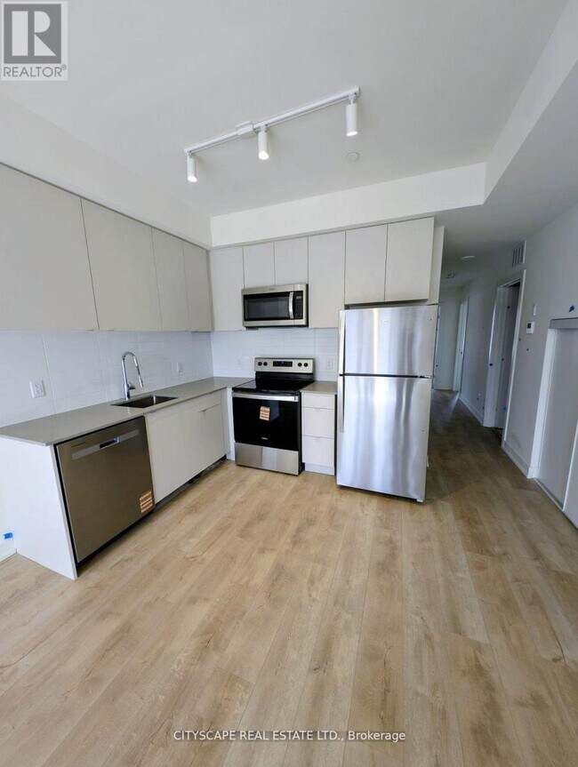 Photo du bâtiment - 16 Melbourne Ave