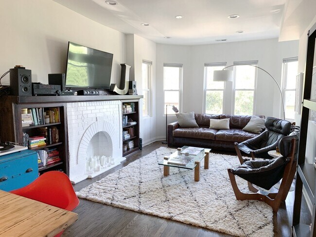 Foto del edificio - 1431 N Fairfield Ave