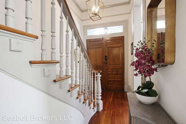 Building Photo - 4 br, 3 bath House - 1312 Abercorn St