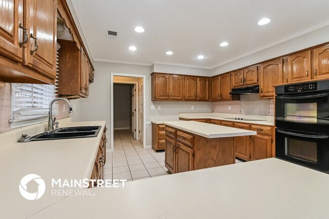 Foto del edificio - 2231 Oak Hollow Ln