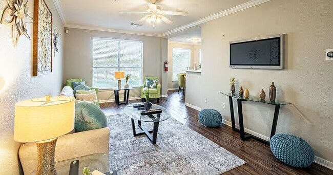 Foto del edificio - Bonus Perk: Up to $500 off—Just for Moving In!