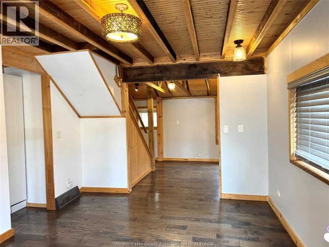 Building Photo - 12333 Lanoue St.