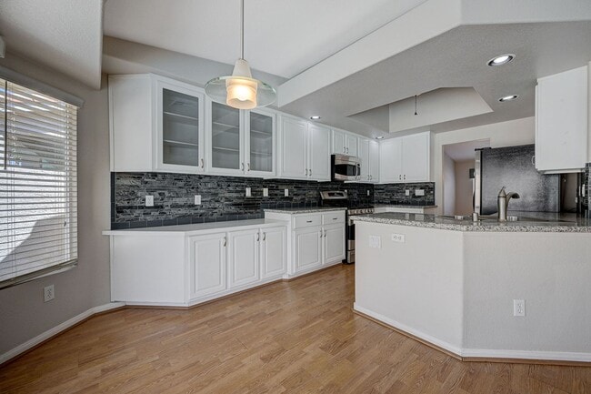 Building Photo - 472 Staghorn Pass Ave