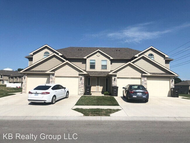 Foto del edificio - 2 br, 2.5 bath House - 451 Maggie Ct
