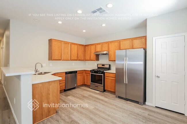 Foto del edificio - 8105 Starling View Ct