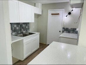 Building Photo - 9550 Deering Dr