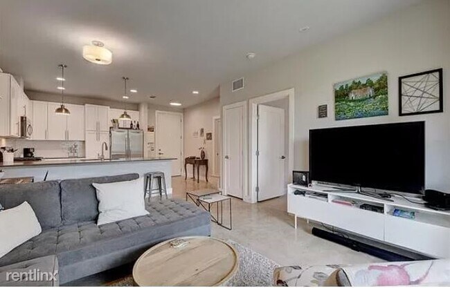 Building Photo - 1 br, 1 bath Condo - 2801 DULCE LANE 703 U...