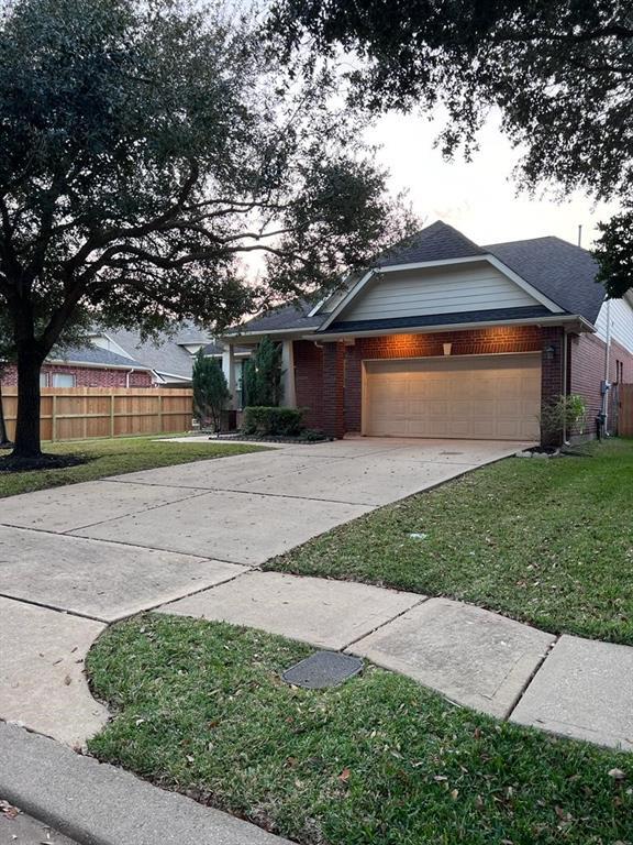 Foto del edificio - 13018 Parkbrook Way Ln