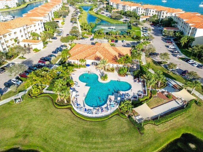Foto del edificio - 12 Harbour Isle Dr W
