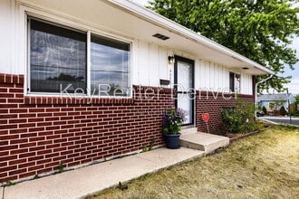 Building Photo - 4282 W Virginia Ave