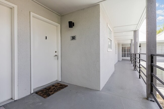 Building Photo - 4111 Cole Ave