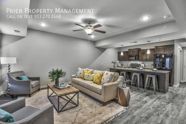 Foto del edificio - 12307 S Chelsea St