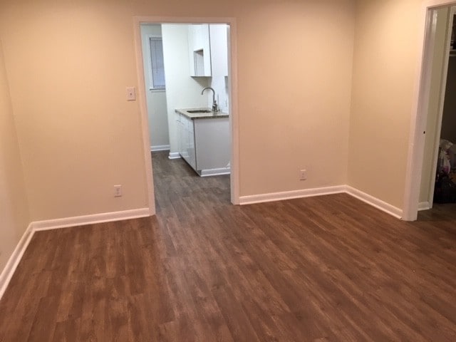 Building Photo - 5636 Flanders Ave