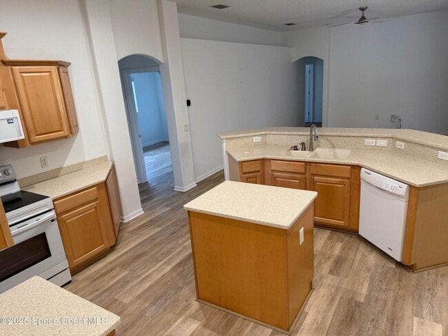 Foto del edificio - 1427 Grand Isle Blvd