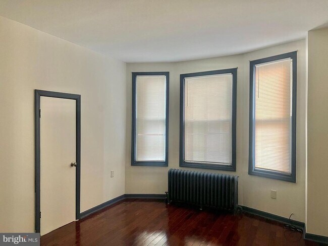 Foto del edificio - 4604 Baltimore Ave