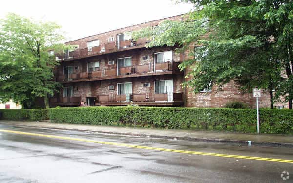 Building Photo - 2-16 Copeland St