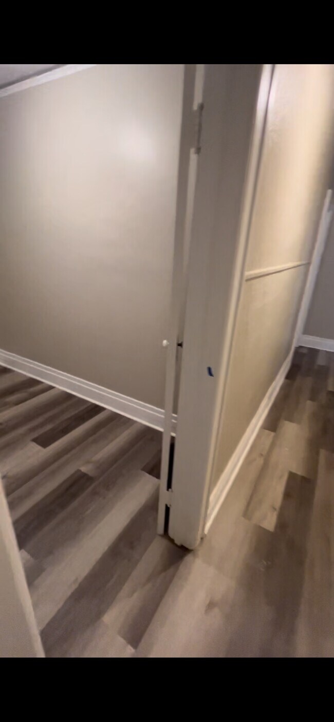 Foto del edificio - 1167 Haeberle Ave