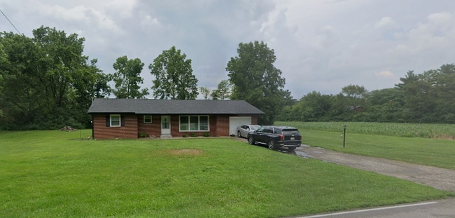 Building Photo - 5316 W River Rd