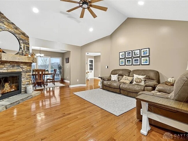 Foto del edificio - 5815 Elk Creek Rd