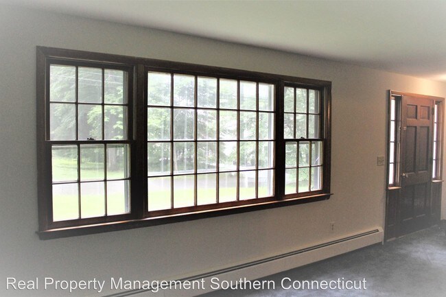 Building Photo - 287 Senese Dr