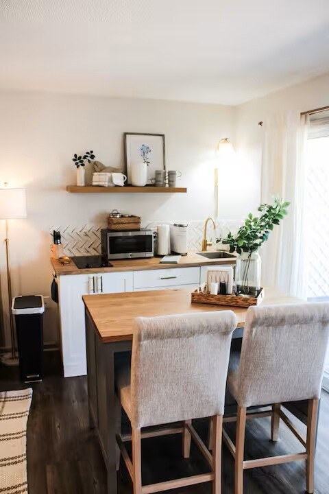 Foto del edificio - 3101 Summer Hill Pl
