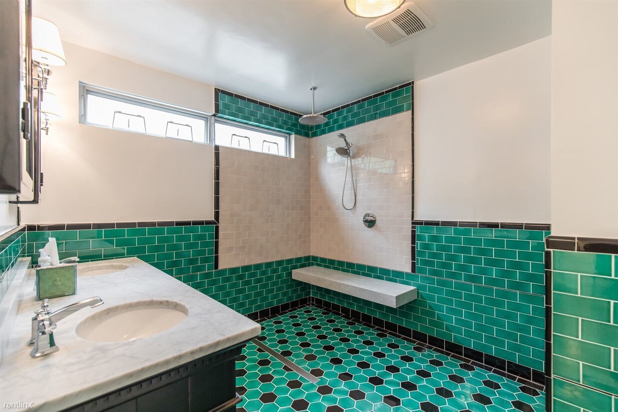 Primary Photo - 2 br, 2 bath Duplex - 3731 Tracy St 3731 f...
