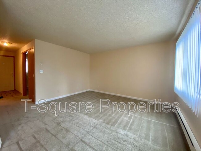 Foto del edificio - 5804 Hwy Pl