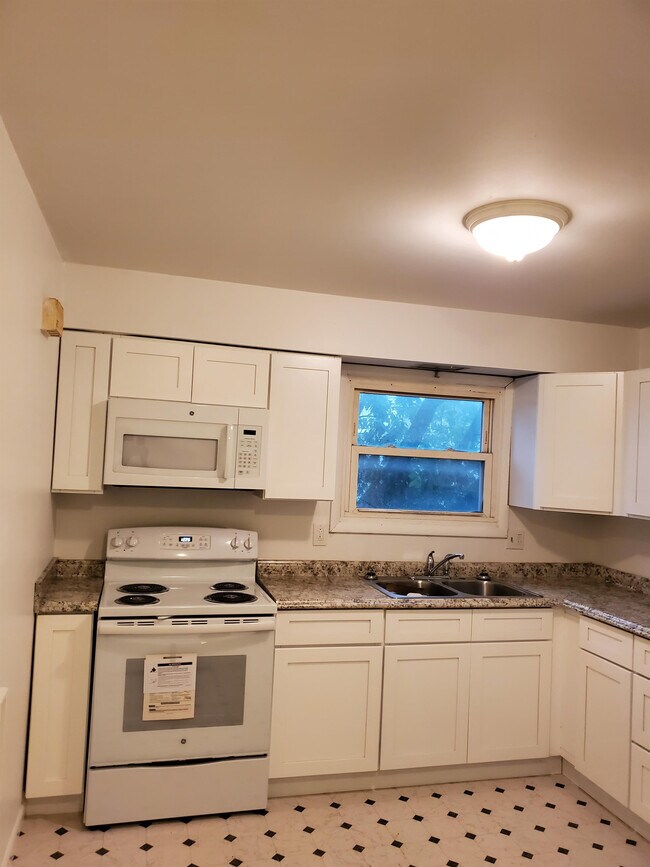 Foto del edificio - 39 Grove Ave