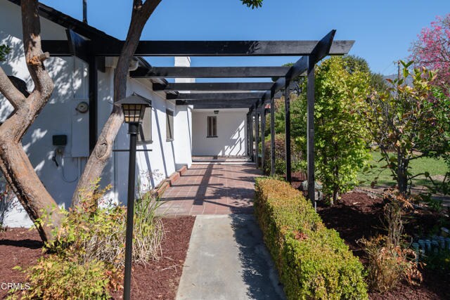 Building Photo - 2379 Vista Laguna Terrace