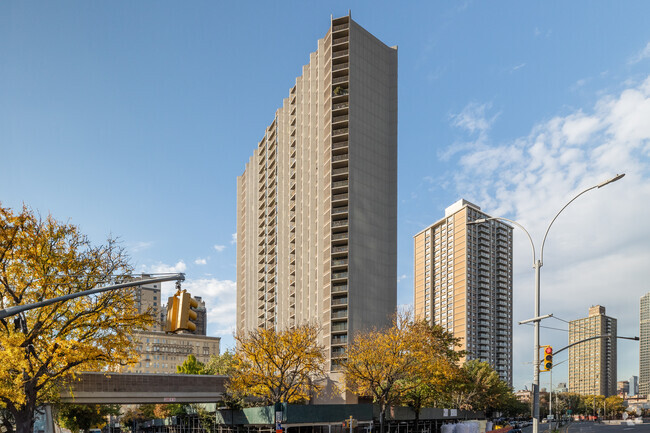 Alternate building view - Cadman Towers