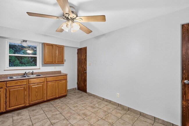 Foto del edificio - 119 Sunnyside Ln