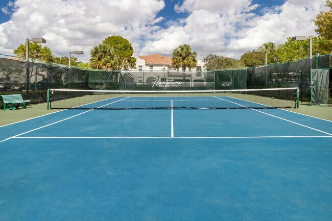 Foto del edificio - The Hamptons on Heron Bay