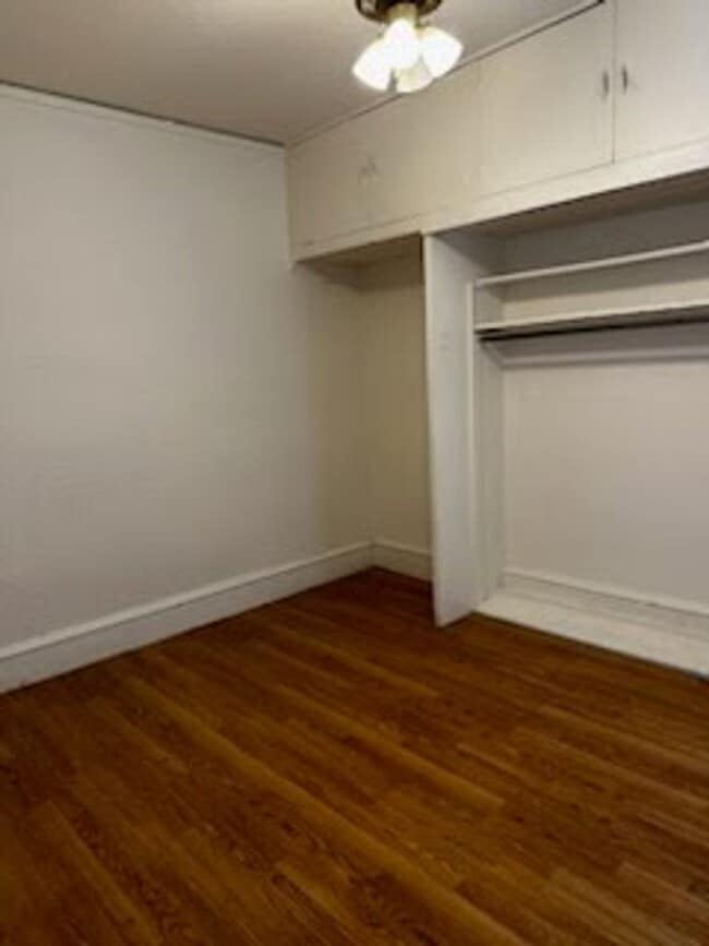 Foto del edificio - 2612-2620-2620 W Greenfield Ave