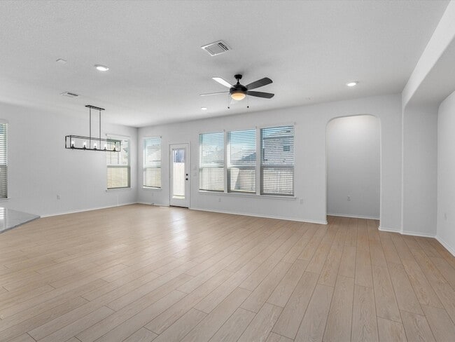 Foto del edificio - 12501 Chumleys St