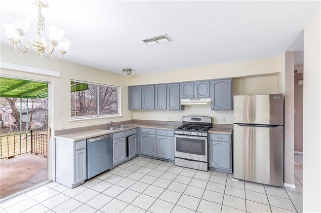 Foto del edificio - 2325 Bendridge Trail