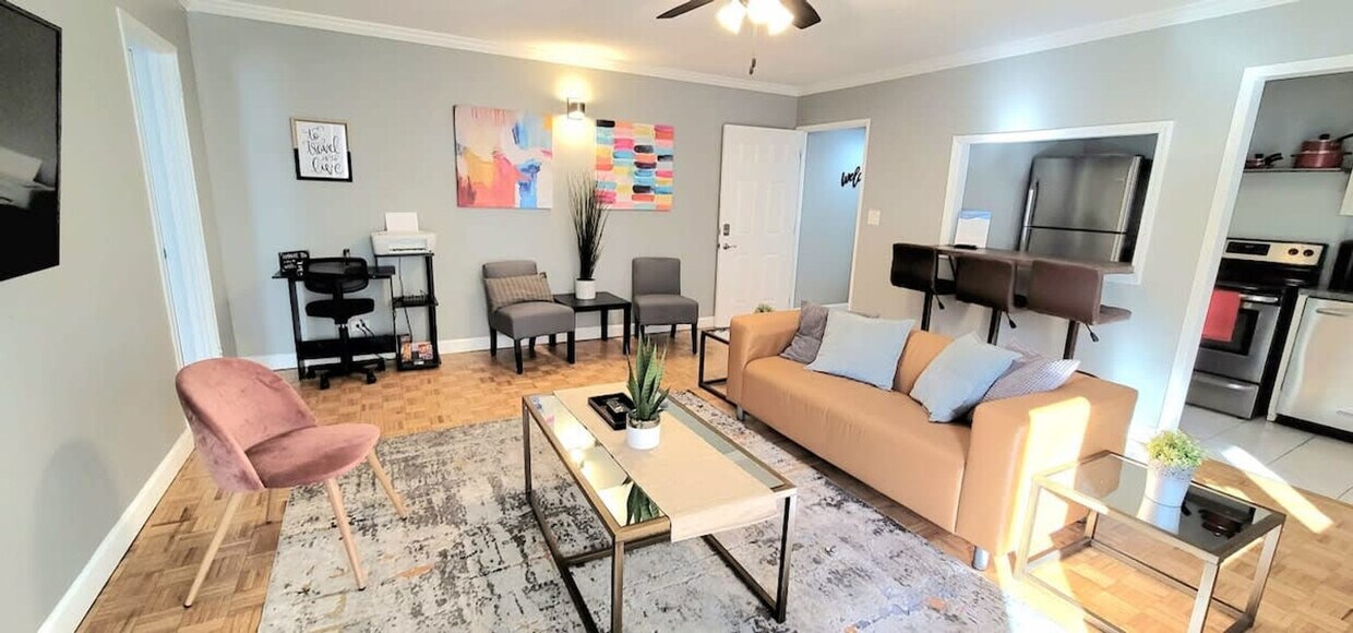 Foto principal - 300 W Peachtree St NW