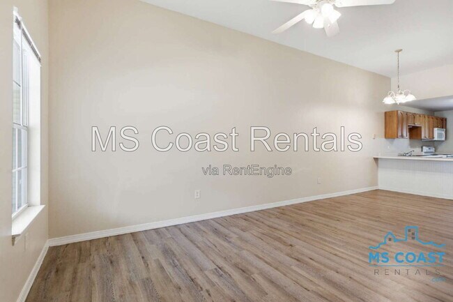 Building Photo - 15116 Deer Creek Dr