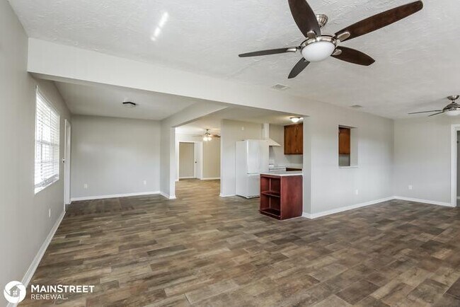 Building Photo - 731 Cypress Ave, Venice, FL 34285