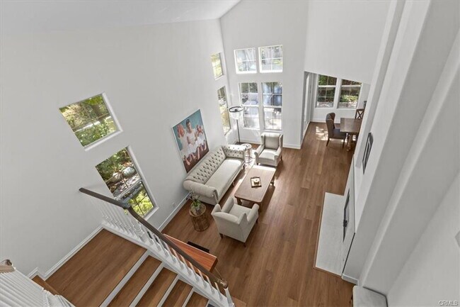 Foto del edificio - 12 Longbourn Aisle