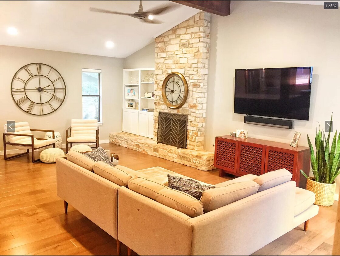 Foto principal - 1901 Stoneridge Rd