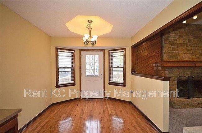 Foto del edificio - 1524 NE 99th St