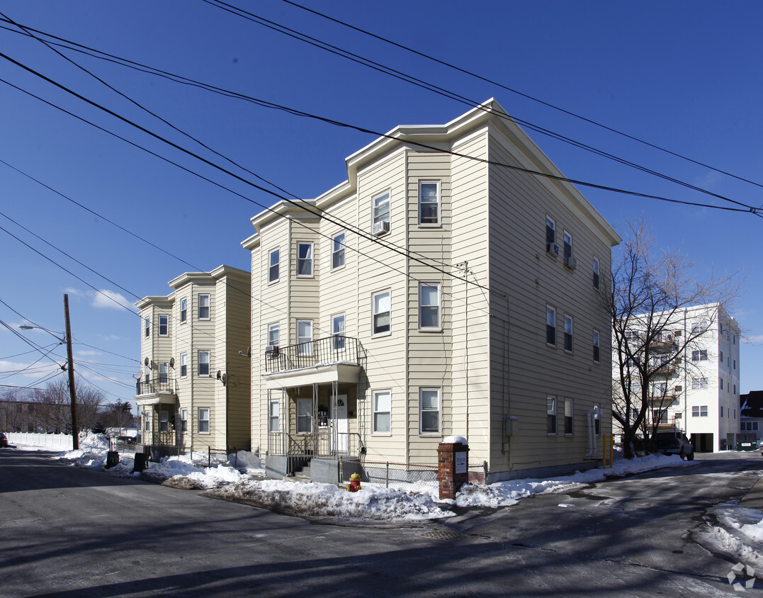 Building Photo - 88-90 Aborn St