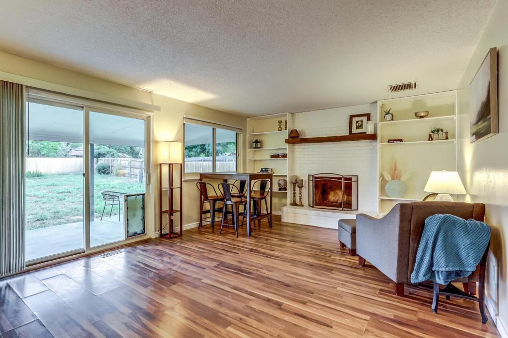 Photo - 7777 Umatilla St.
