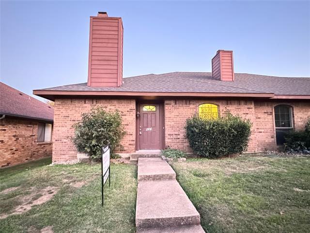 Foto del edificio - 530 Post Oak Ln