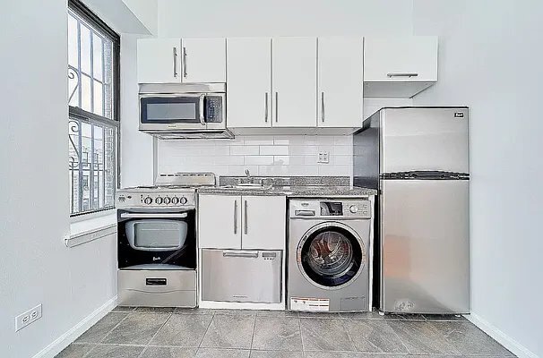 Building Photo - UWS Two Bedroom
